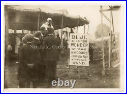 1920s Circus Carnival Fortune Teller & MAGIC WAND Sign Press Photo