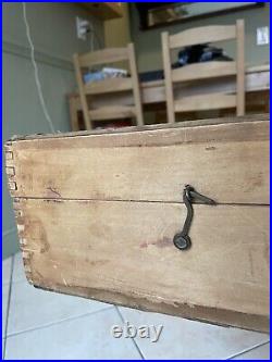 Antique American Schoenhut's Wooden Humpty Dumpty Circus Box