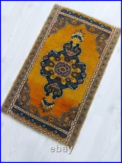 Antique Quality Yellow Blue Rug, Authentic Design Hand knotted Carpet Rug