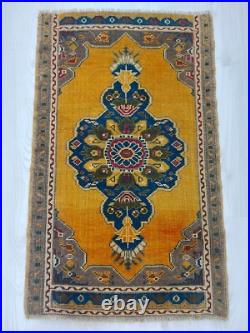 Antique Quality Yellow Blue Rug, Authentic Design Hand knotted Carpet Rug