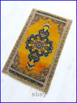 Antique Quality Yellow Blue Rug, Authentic Design Hand knotted Carpet Rug