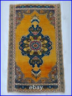Antique Quality Yellow Blue Rug, Authentic Design Hand knotted Carpet Rug