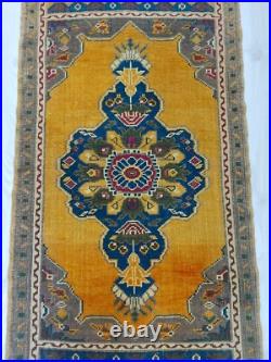 Antique Quality Yellow Blue Rug, Authentic Design Hand knotted Carpet Rug