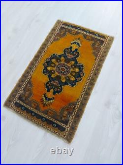 Antique Quality Yellow Blue Rug, Authentic Design Hand knotted Carpet Rug