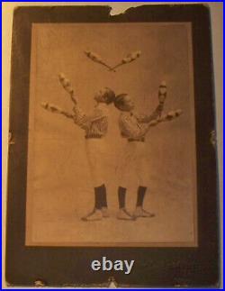 Circus cabinet photo Jugglers The Ader Brothers Boys back to back Juggling