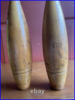 Cool Pair of Antique Wooden 2Lb Early Athletic Exercise Juggling Pins Clubs