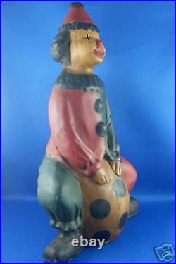 RARE Vintage HAND-CARVED HAND-PAINTED Solid WOODEN CIRCUS CLOWN Statue In Aust