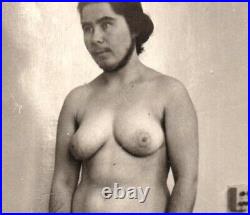 SUPER-RARE ANTIQUE 2 PHOTOS Undressed BEARDED LADY Circus FREAK Risque SIDESHOW