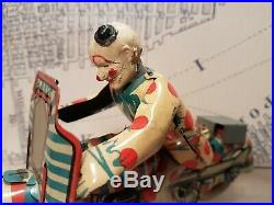 (See VIDEO)AntiQue Motorcycle Mettoy Circus Clown 1st price 1930s Great Britain