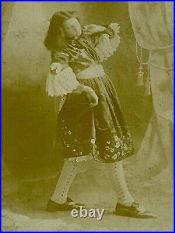 Vintage Cabinet Photo Woman Gypsy Charmer/Circus Freak Show Photographer Wendt
